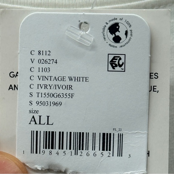 NWT DAYDREAMER Gingham Heart Sleeve Patch Long Sleeve Tee Vintage White One Size - Picture 7 of 16